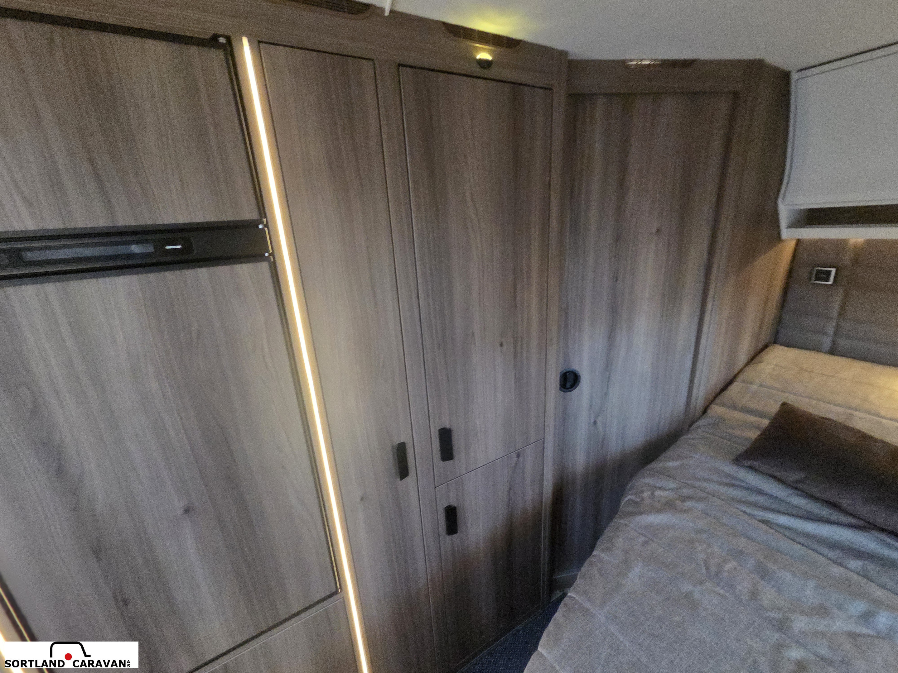 KABE BRILJANT 470 XL KS - KABE