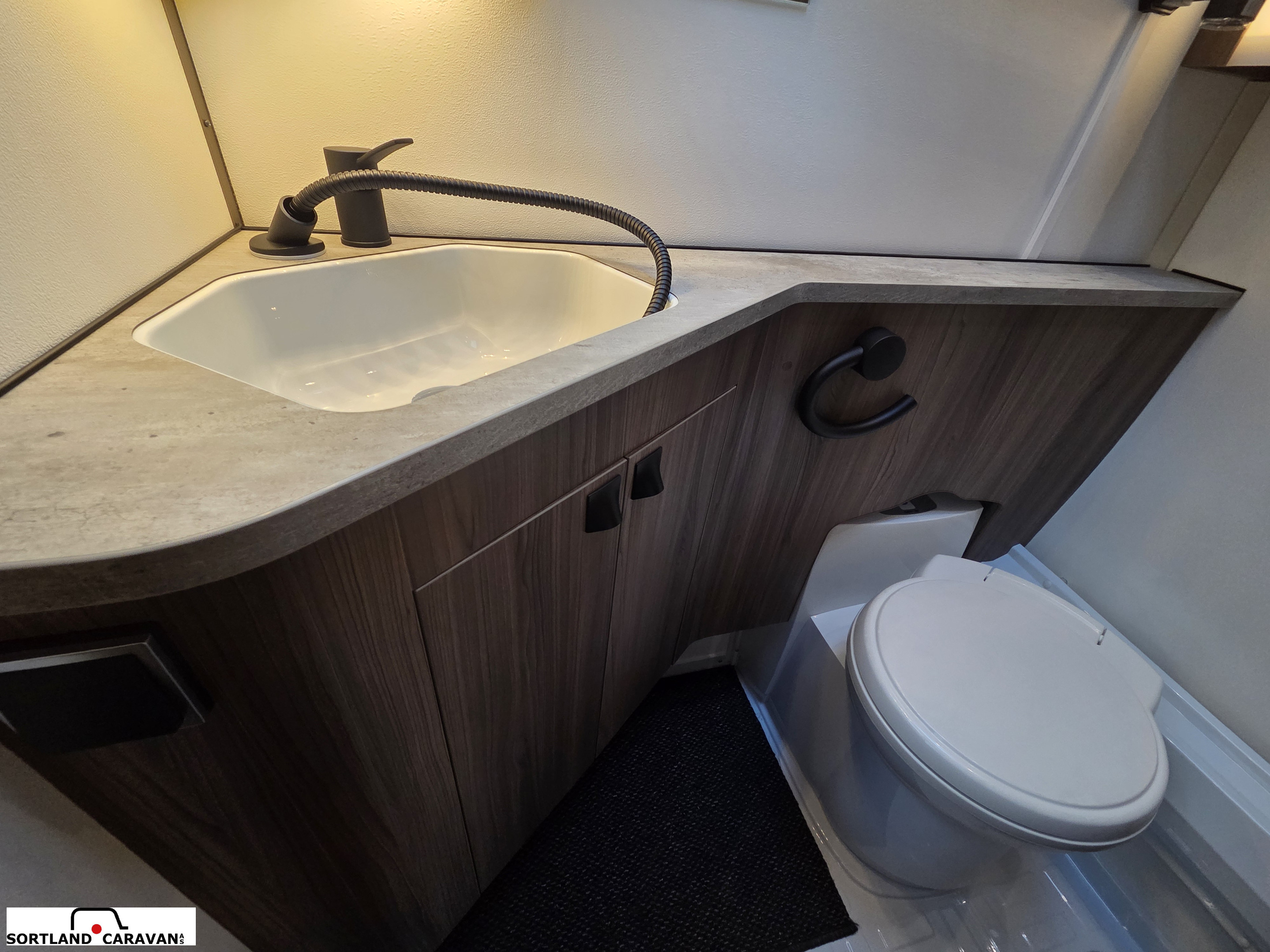 KABE BRILJANT 470 XL KS - KABE