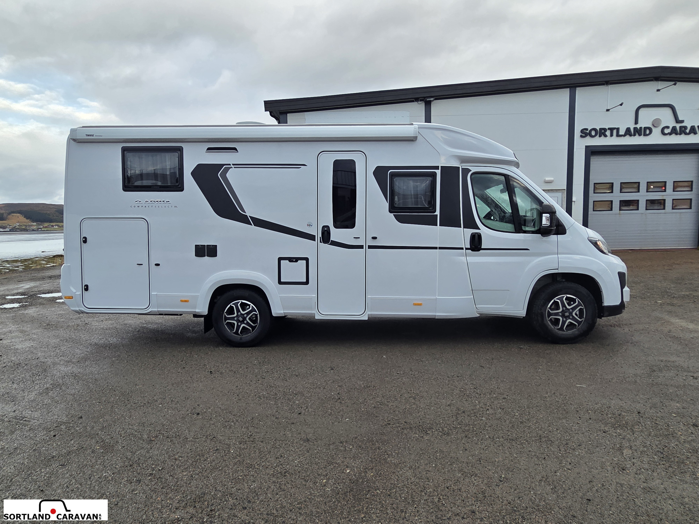 Adria COMPACT SELECT DL - - Adria