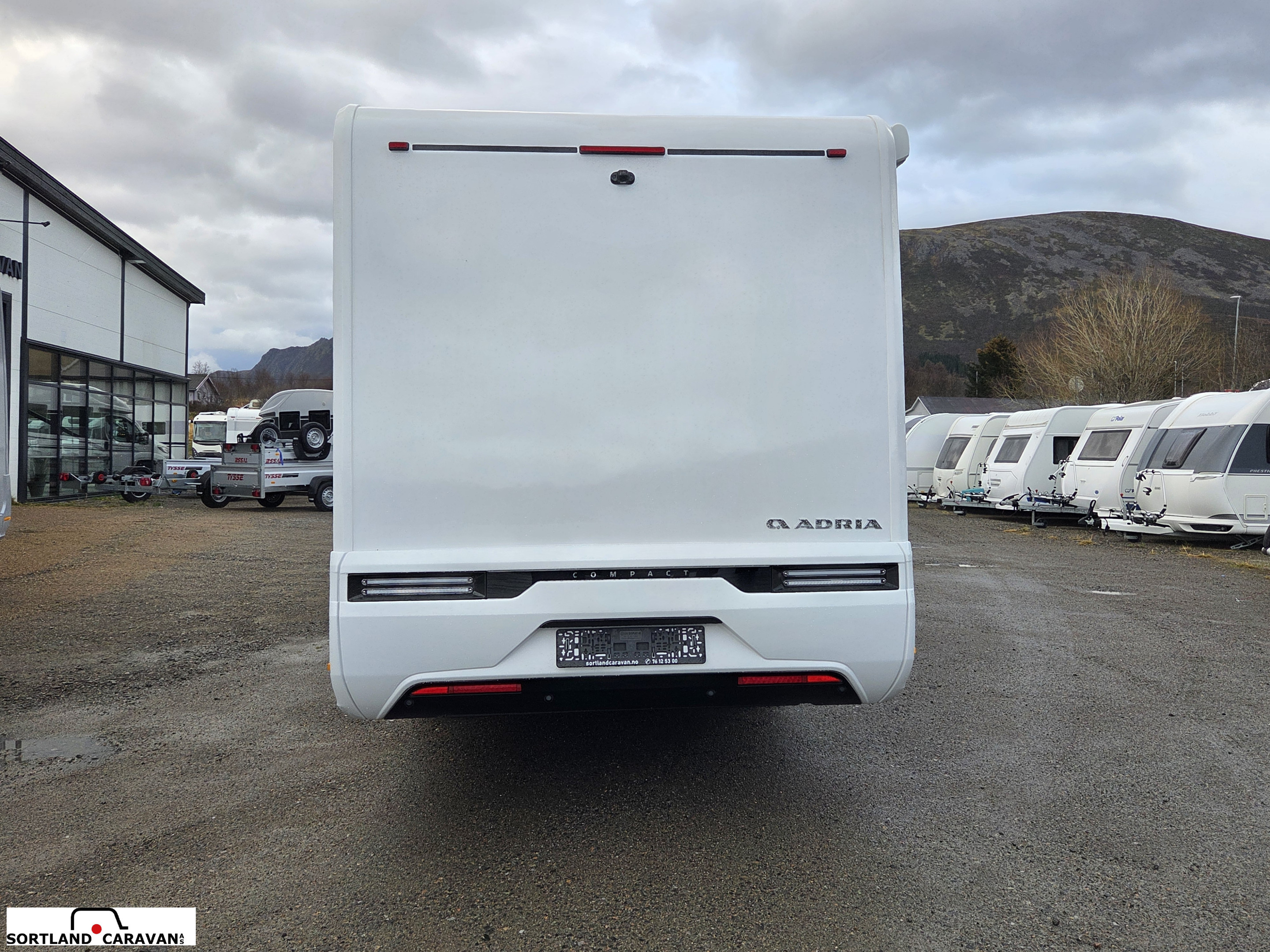 Adria COMPACT SELECT DL - - Adria
